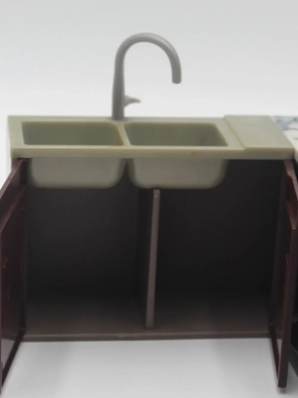 LORI BATTAT 1:12 Modern Plastic Doll House Kitchen Fridge Stove Sink Oven Tile
